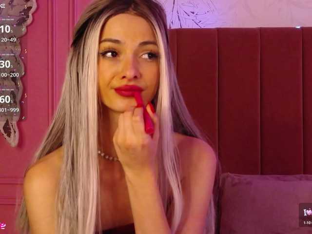 PinkySparkss's BongaCams show and profile