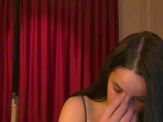 GuiltyKisses webcam