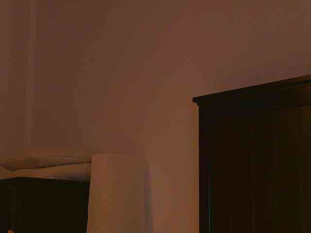 GuiltyKisses webcam
