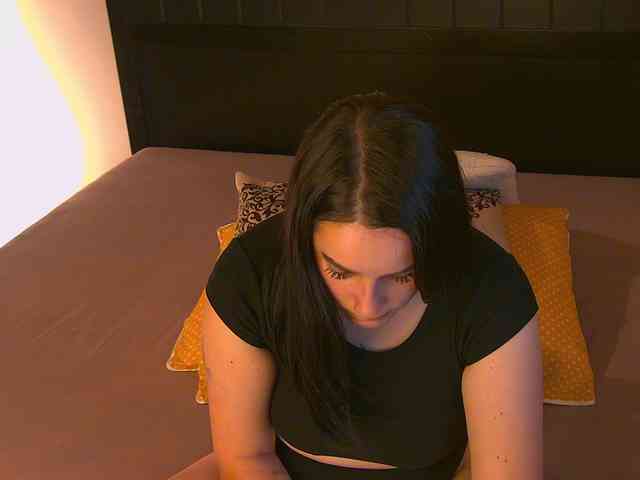 GuiltyKisses webcam