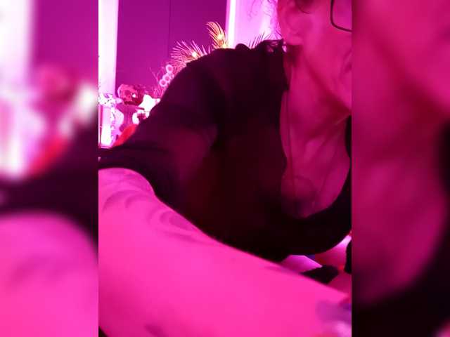 Fecfec91111's BongaCams show and profile