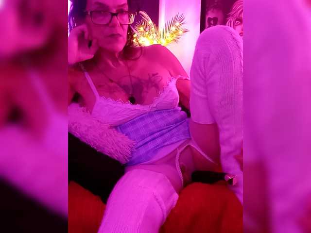 Fecfec91111's BongaCams show and profile