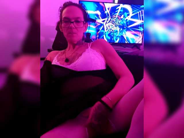 Fecfec91111's BongaCams show and profile