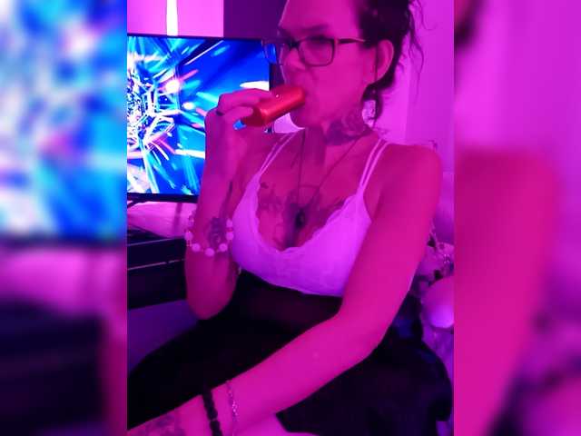 Fecfec91111's BongaCams show and profile