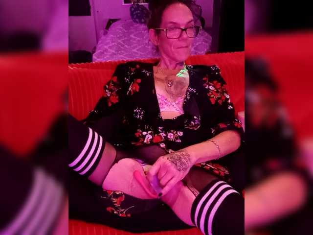 Fecfec91111 vous attend pour discuter, flirter et plus sur bongacams