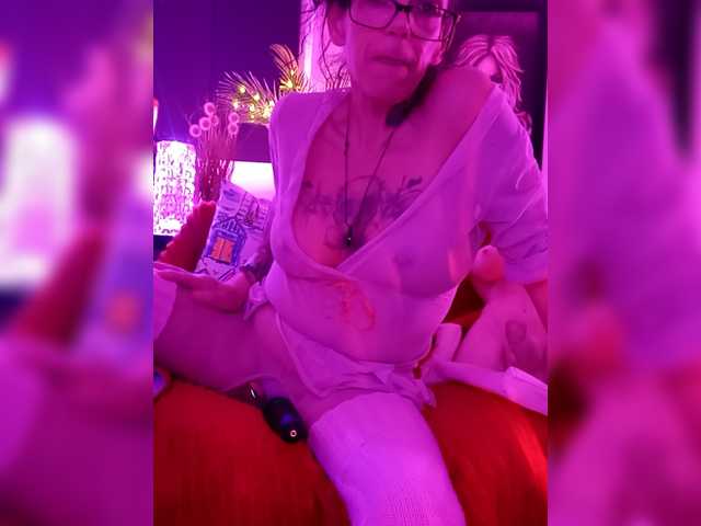 Fecfec91111's BongaCams show and profile