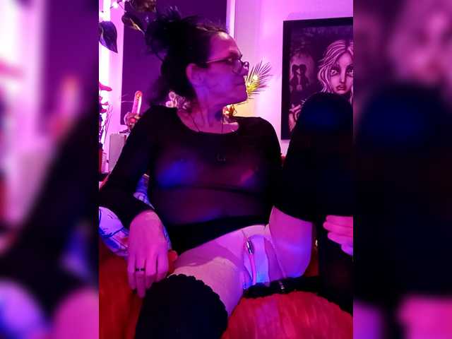 Fecfec91111's BongaCams show and profile