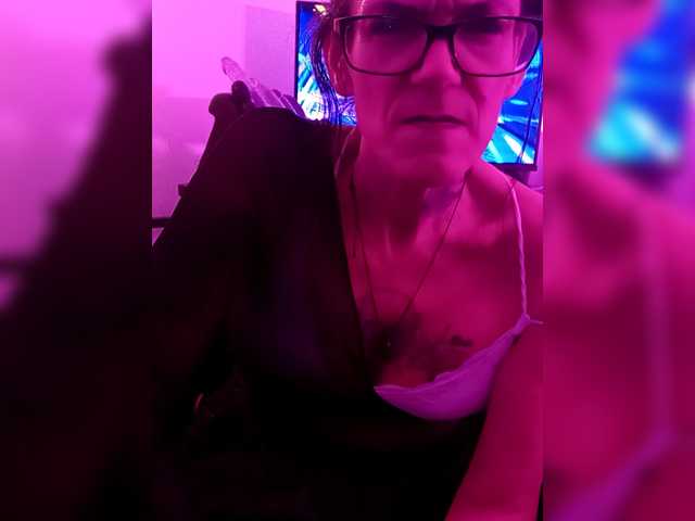 Fecfec91111's BongaCams show and profile