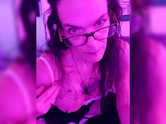 Fecfec91111's BongaCams show and profile