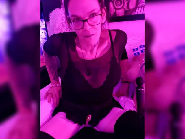 Fecfec91111's BongaCams show and profile