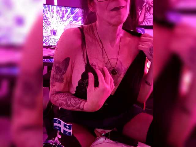 Fecfec91111 live cam profile