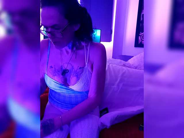 Fecfec91111's BongaCams show and profile