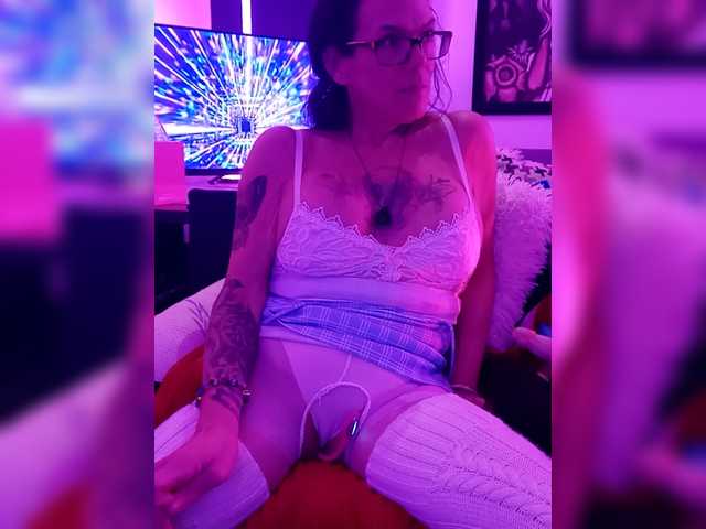 Fecfec91111's BongaCams show and profile