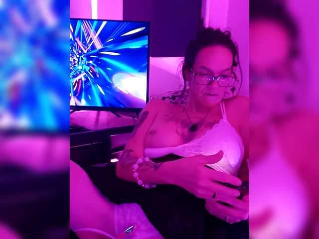 Fecfec91111's BongaCams show and profile