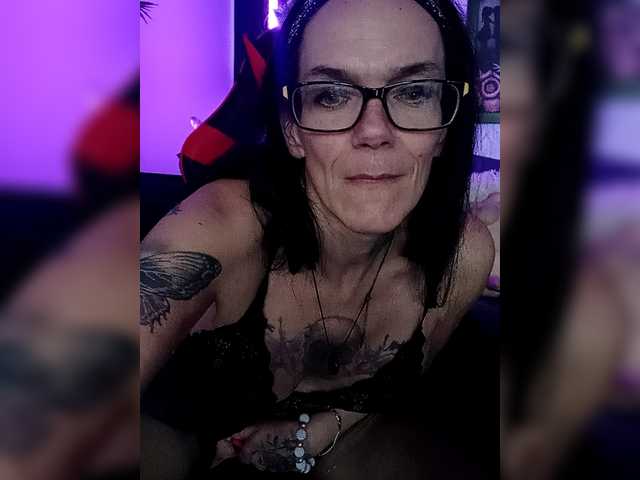 Fecfec91111's BongaCams show and profile