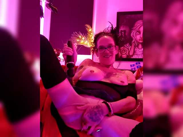 Fecfec91111's BongaCams show and profile