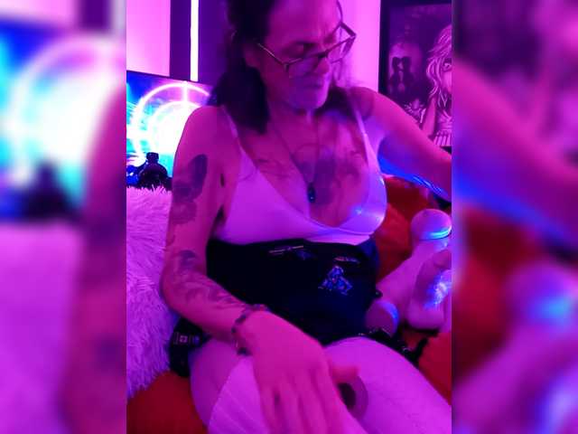 Fecfec91111's BongaCams show and profile