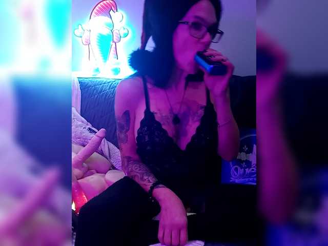 Fecfec91111's BongaCams show and profile