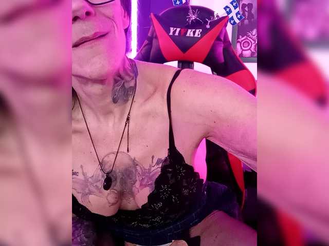 Fecfec91111's BongaCams show and profile