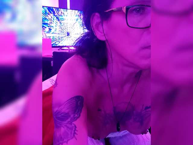 Fecfec91111's BongaCams show and profile