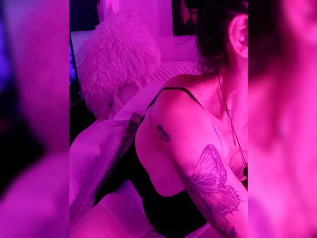 Fecfec91111's BongaCams show and profile