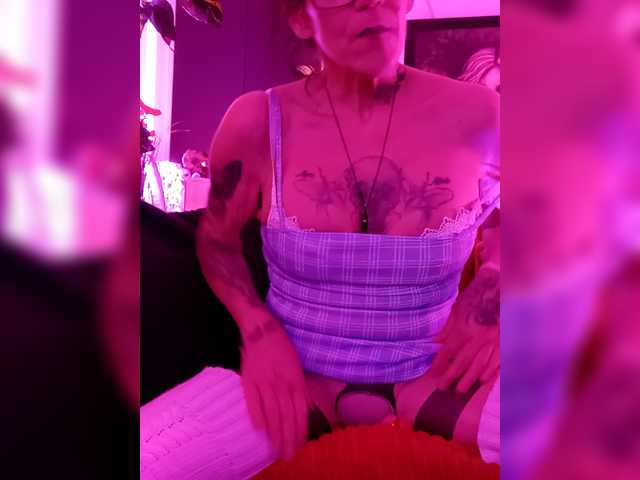 Fecfec91111's BongaCams show and profile