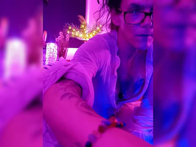 Fecfec91111's BongaCams show and profile