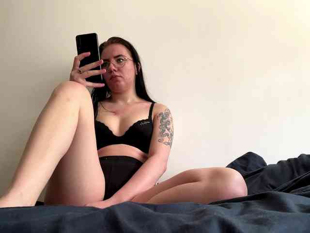 PixxieLi webcam