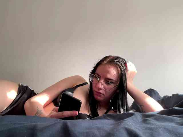 PixxieLi webcam