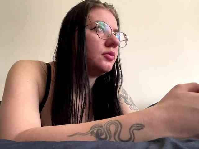 PixxieLi webcam