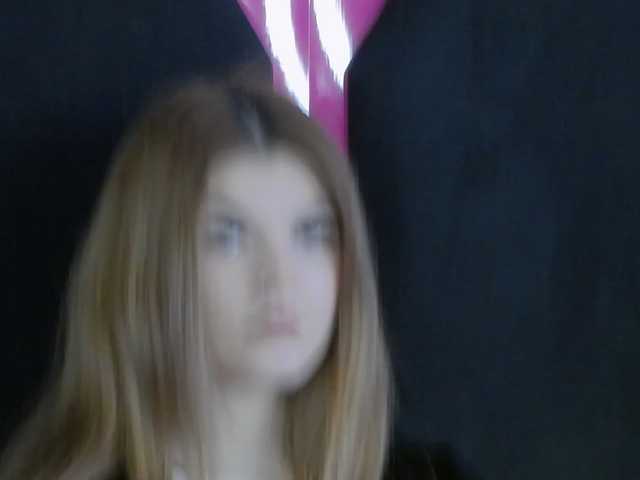 Evelisse's BongaCams show and profile