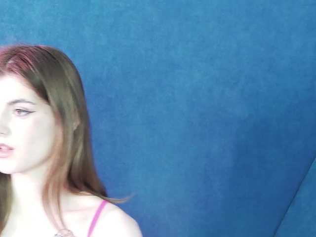 Evelisse's BongaCams show and profile