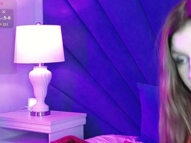 Evelisse on BongaCams