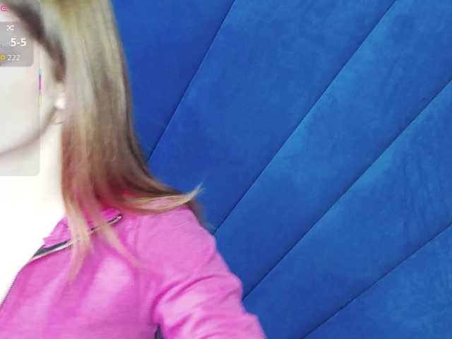 Evelisse's BongaCams show and profile