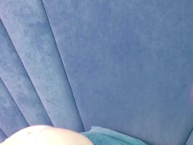 Evelisse's BongaCams show and profile