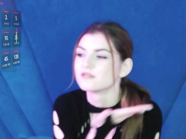 Evelisse's BongaCams show and profile