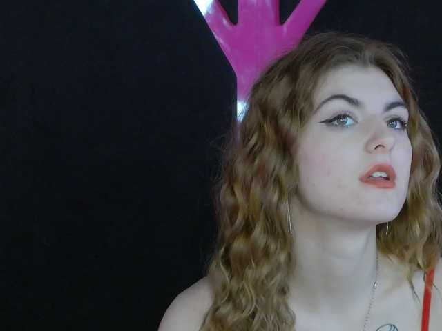 Evelisse's BongaCams show and profile