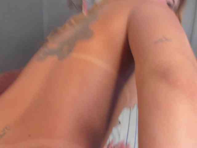 MiluRosse Live Webcam on BongaCams