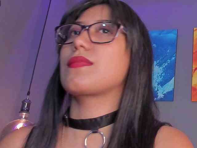 Miss-Karoline webcam