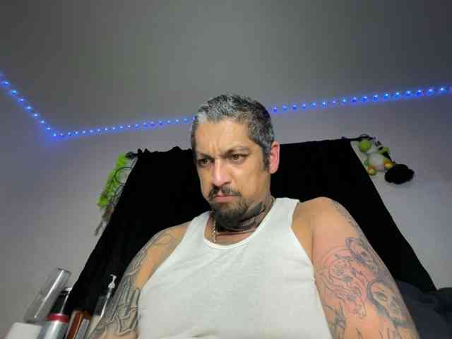 Vision85 Live Webcam on BongaCams