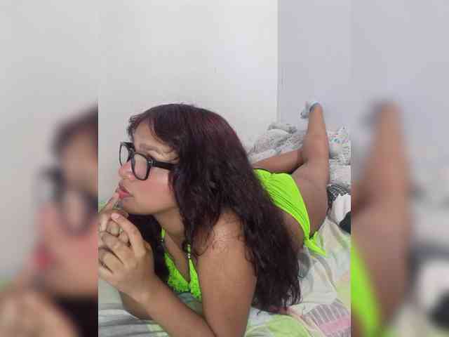 AgathaDulce webcam
