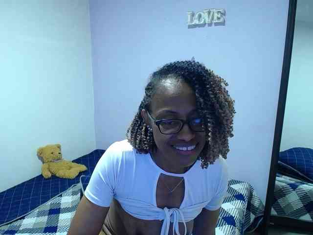 SujeySexy webcam