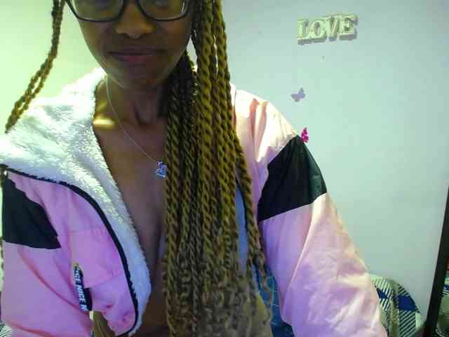 SujeySexy webcam