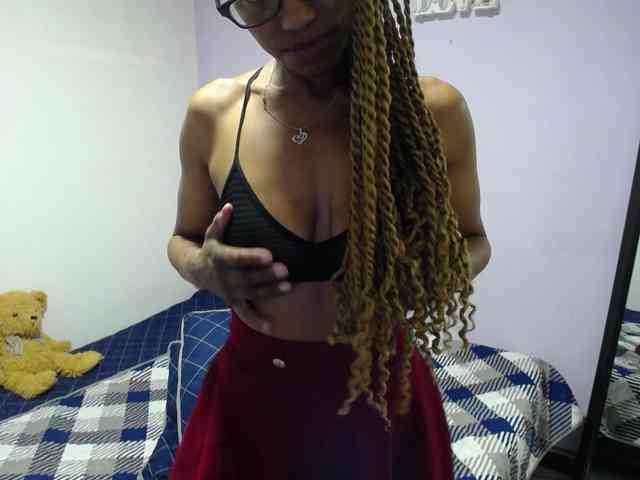 SujeySexy webcam