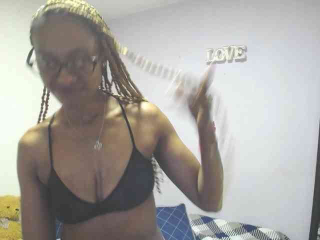 SujeySexy webcam