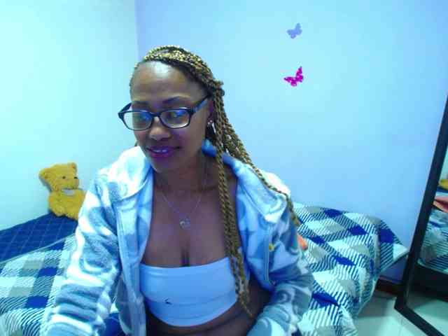 SujeySexy webcam
