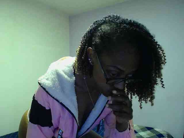 SujeySexy webcam