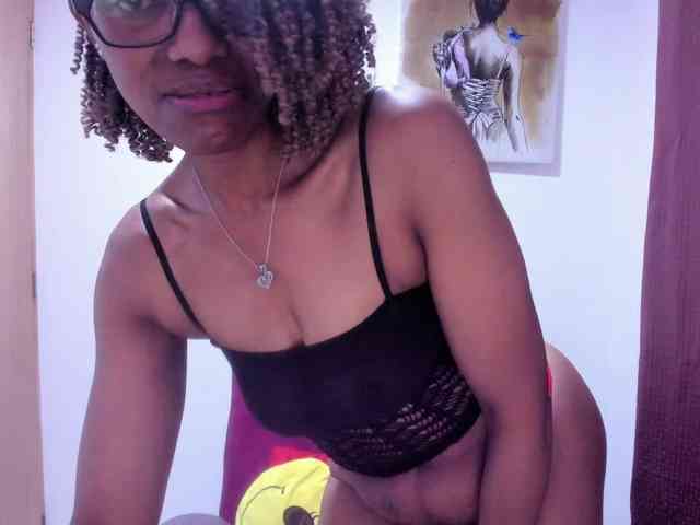 SujeySexy webcam