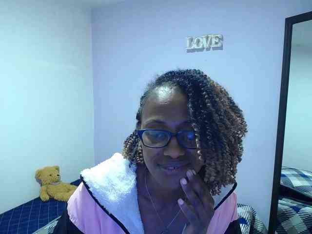 SujeySexy webcam