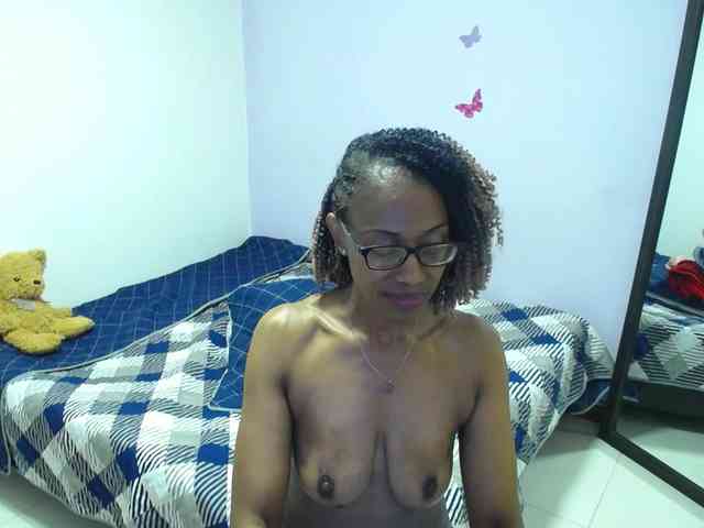SujeySexy webcam